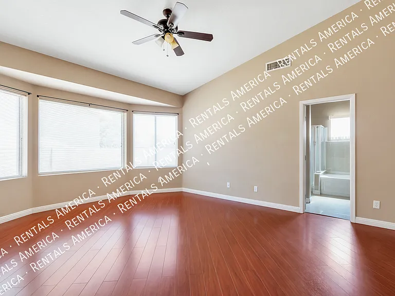 7165 W Yarbough Dr — Photo 16