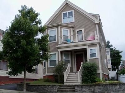 48 Ware St #1, Somerville, MA, 02144