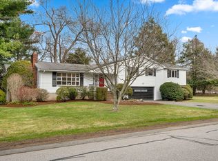 142 Worthen Rd, Lexington, MA 02421