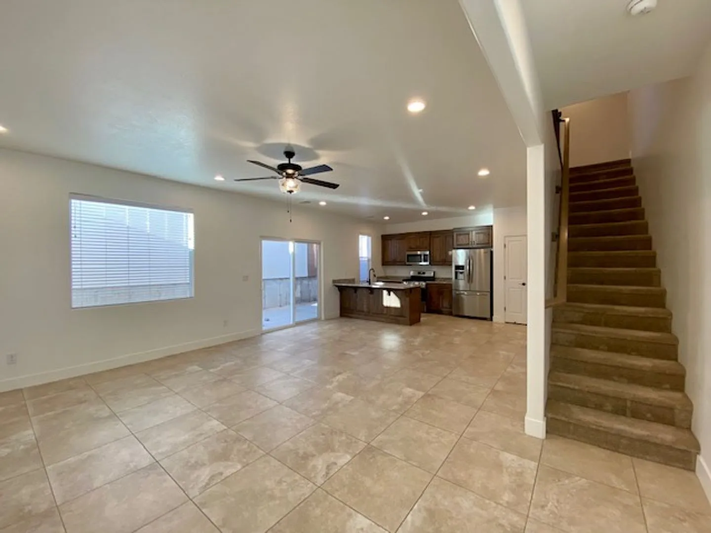 Spacious Townhome Available For Rent — Photo 3