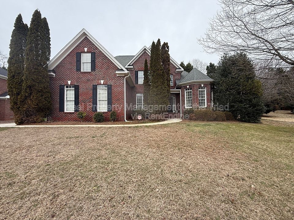 1st image of 2528 N Beech Ln