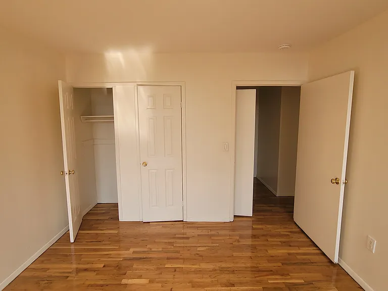 1264 Sheridan Ave #6F — Photo 12