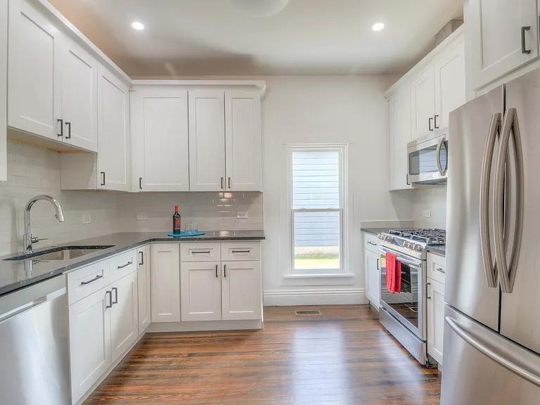 Kitchen - full view