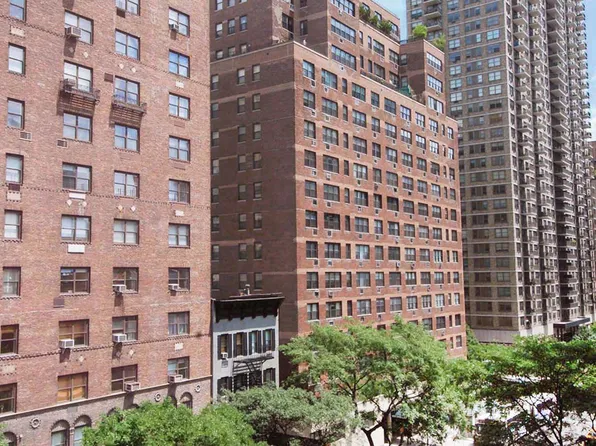 230 East 79th Street image 1 of 6