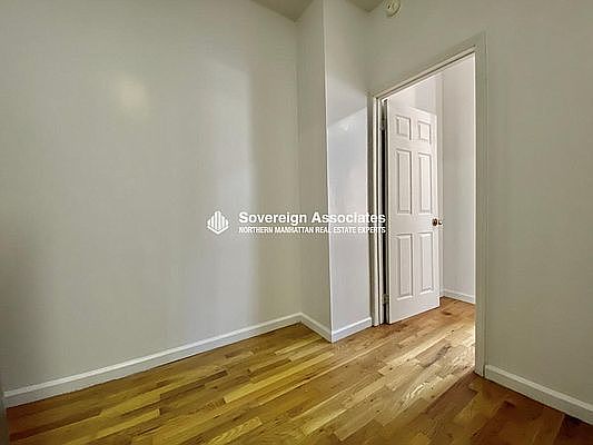 5th image of 1270 1st Ave #5B1