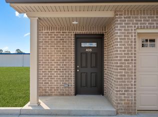 2907 Ashland City Rd #402, Clarksville, TN 37043