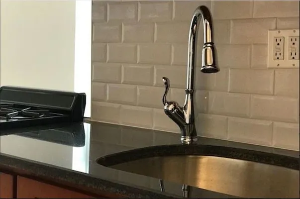 Rented by Compass | media 23