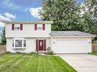 1358 Matthews Ln, South Bend, IN