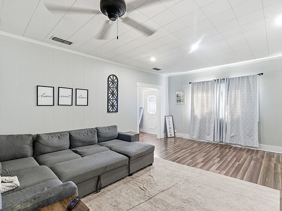 5th image of 1317 4th St