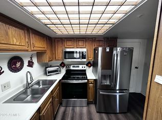 10330 W Thunderbird Blvd APT B110, Sun City, AZ 85351