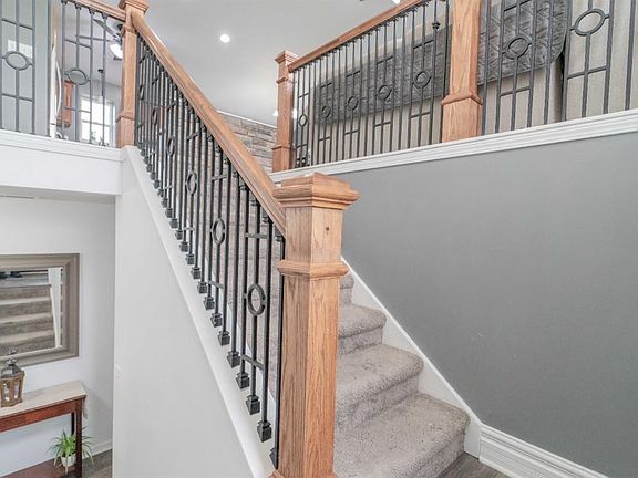 4th image of 6441 Amanda Dr