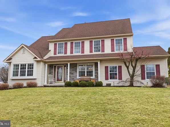1821 Fox Run Ter, Warrington, PA 18976