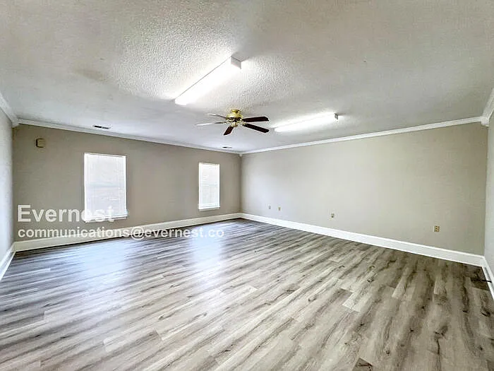 10157 Riggan Dr — Photo 10