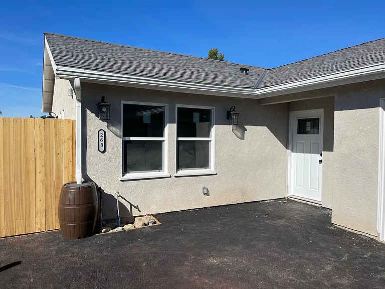 263 Olive St — Photo 26
