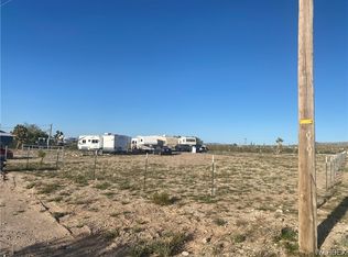 17320 N Manor Dr, Dolan Springs, AZ 86441