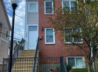 618 E 11th St, Indianapolis, IN