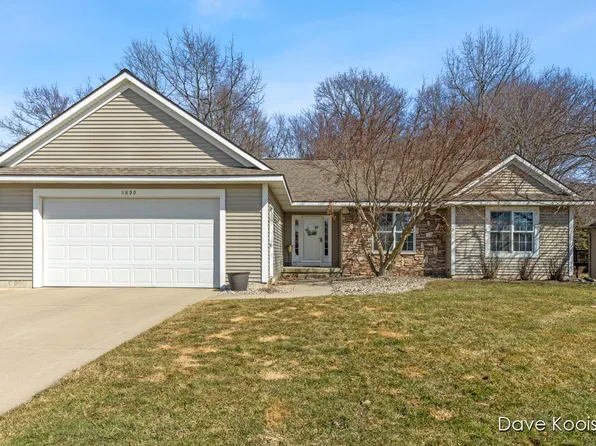5890 Simon Dr SW, Wyoming, MI 49418