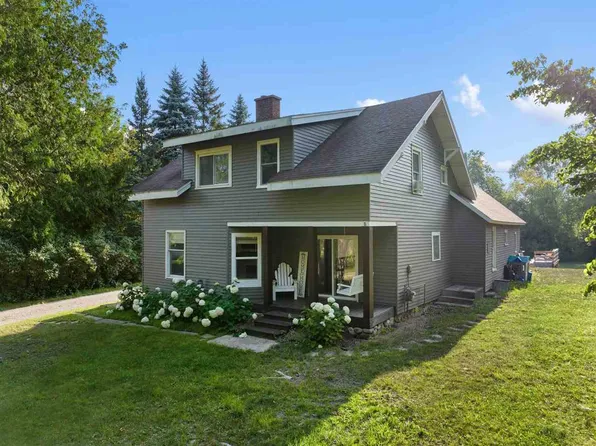 7287 Spring St, Alanson, MI 49706