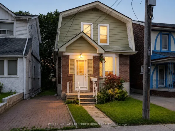 26 Rutherford Ave, Toronto, ON M6M 2C6