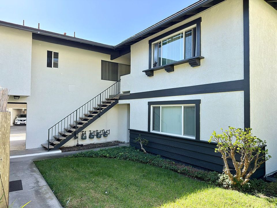 1st image of 2143 Via Esmarca APT 4
