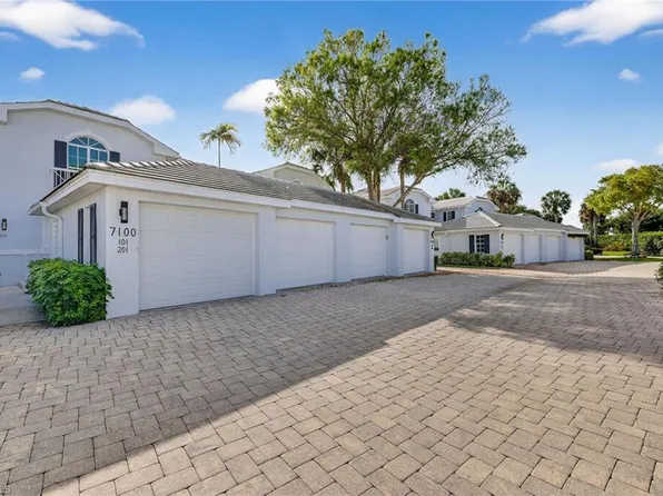 7100 Barrington CIR #101, NAPLES, FL 34108