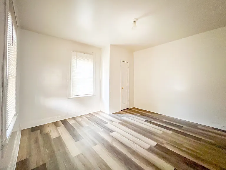1102 Custer St — Photo 17