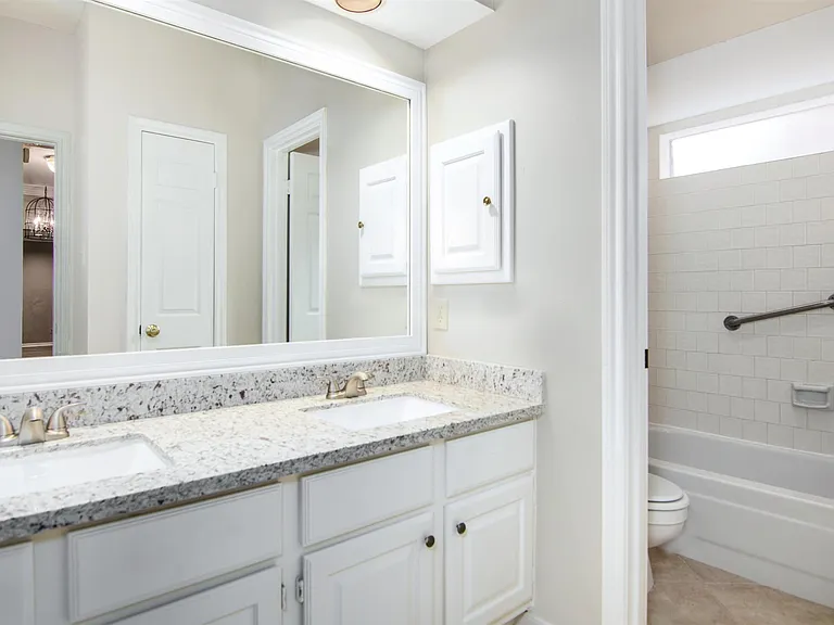 15118 Greenleaf Ln — Photo 29
