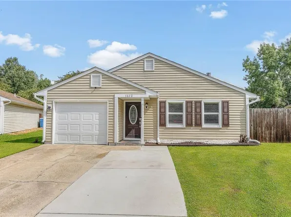 1612 Rodeo Dr, Virginia Beach, VA 23464