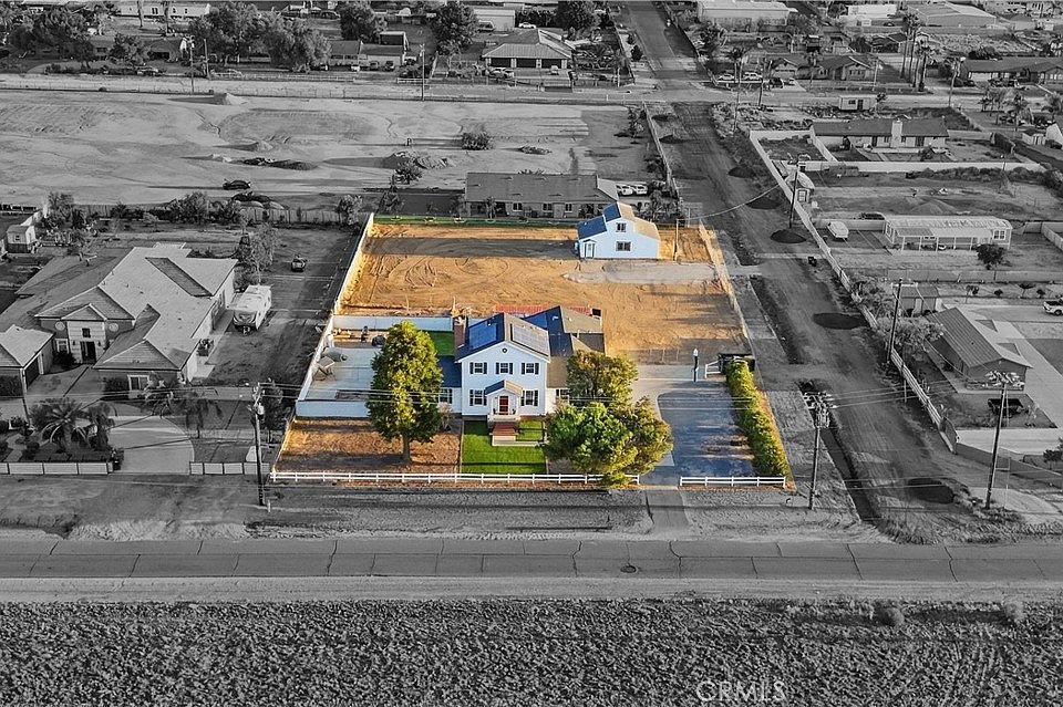 1st image of 27765 Ellis Ave