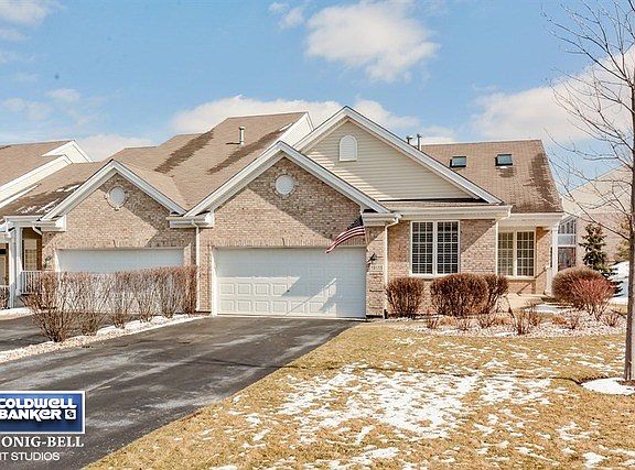 3rd image of 18115 Lake Shore Dr