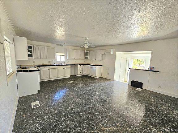 5th image of 620 N 1st Street