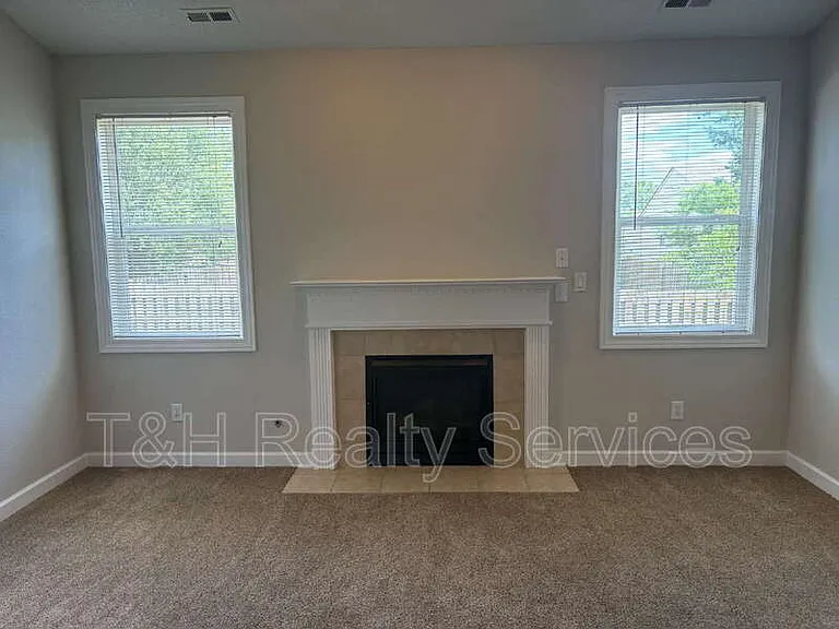 5935 Monticello Square Ln — Photo 5