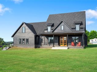 12907 Viney Grove Rd, Prairie Grove, AR 72753