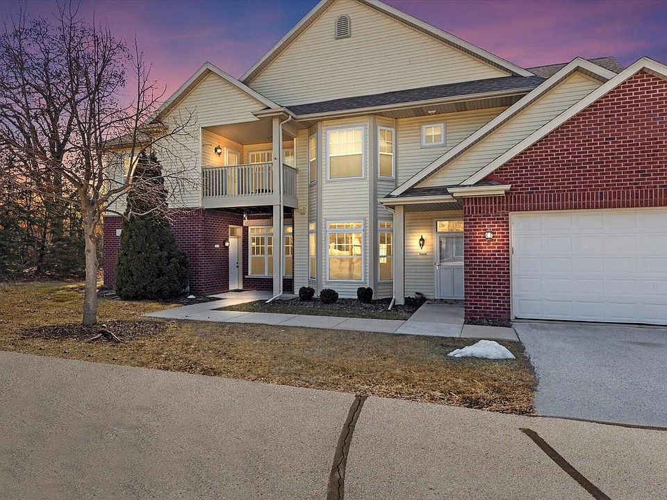 586 Grandview COURT UNIT A, Pewaukee, WI 53072 Zillow