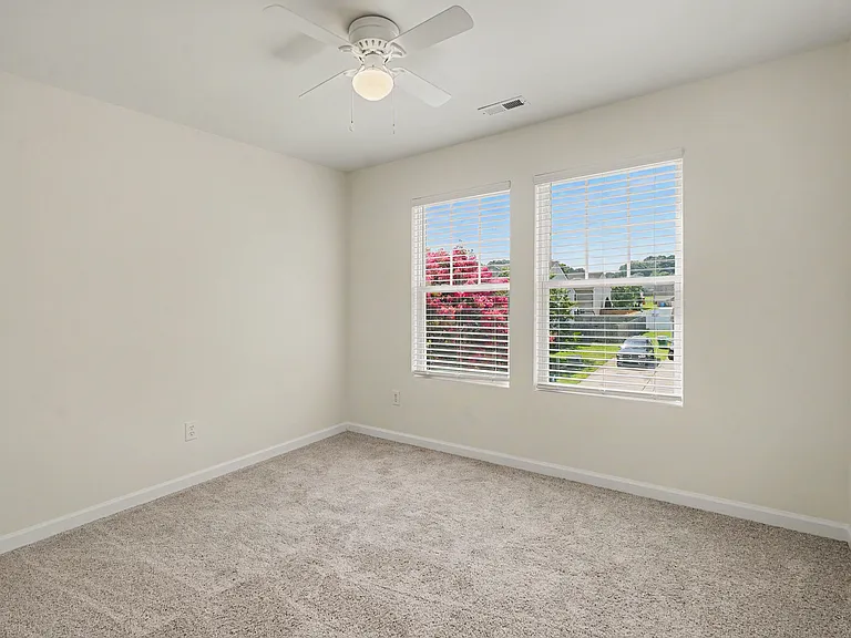201 Buckboard Ln — Photo 17