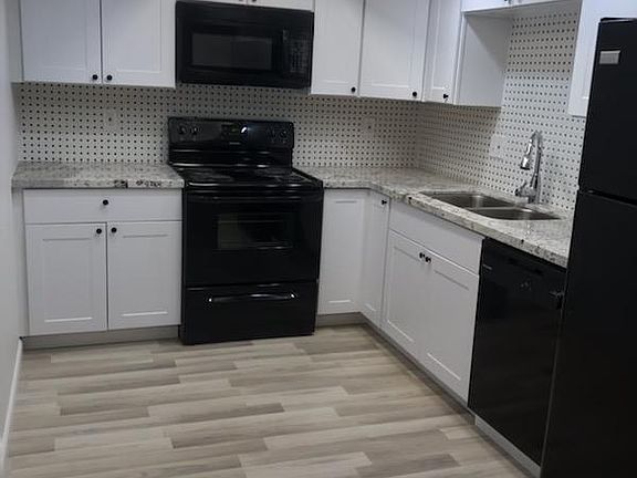 2nd image of 3001 N 38th St Unit 1