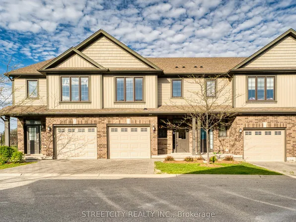 1030 Oakcrossing Gate #16, London, ON N6H 0H1