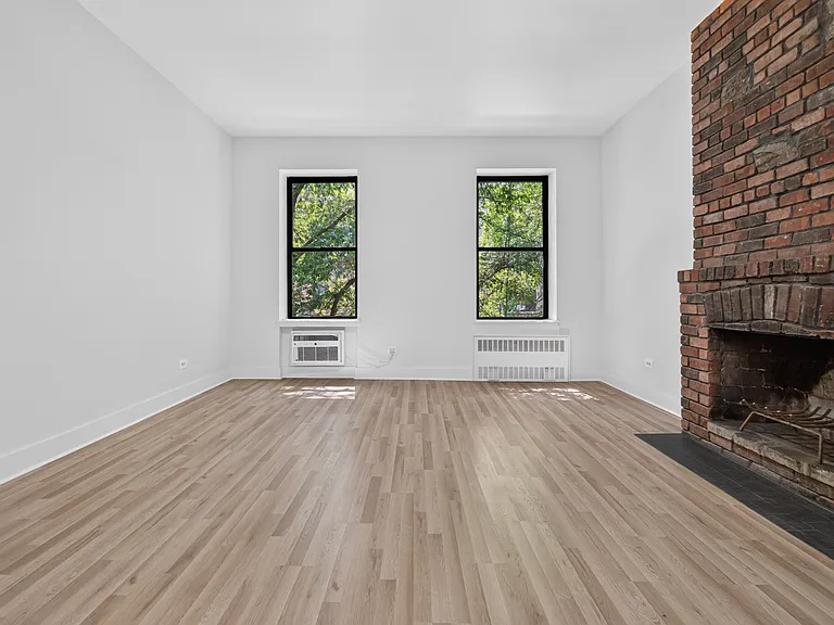 151 W 87th St #2D — Photo 4