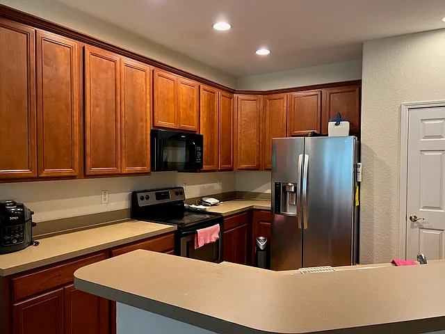 3916 Silverlake Way — Photo 8
