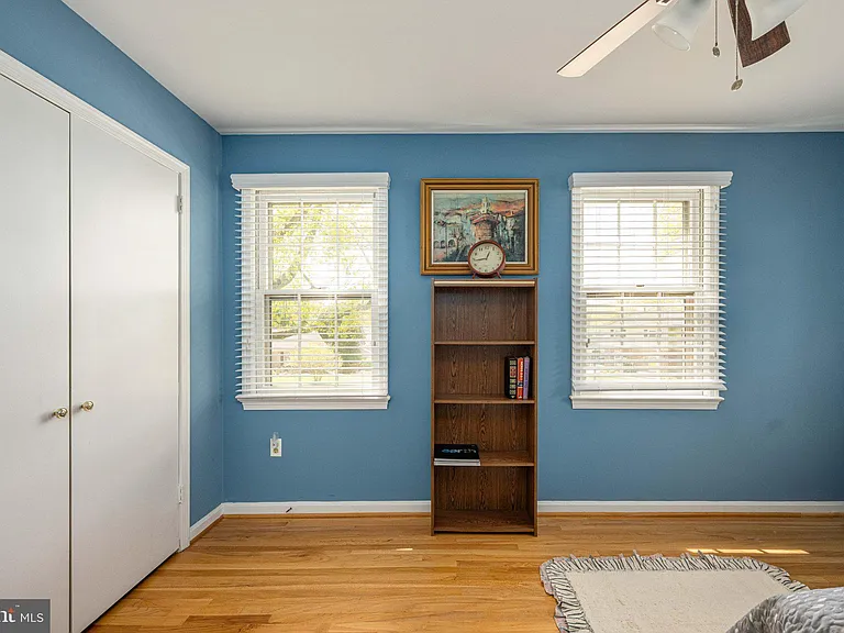 6917 Stoneybrooke Ln — Photo 49