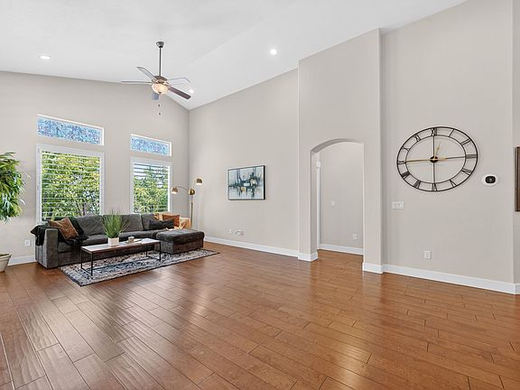 4th image of 3802 W Autumn Rain Rd