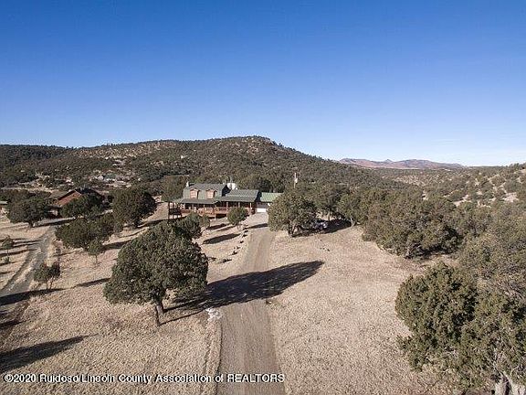 2nd image of 137 Pecos Ct