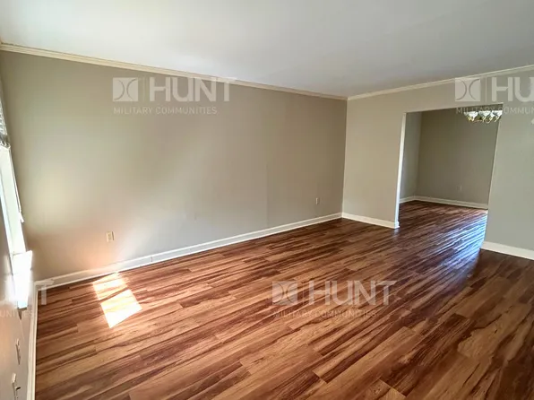 6038 Enterprise St, Millington, TN 38053