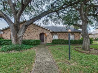 6724 Hillbriar Dr, Dallas, TX 75248