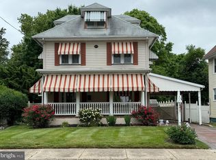 9 Church St, Penns Grove, NJ 08069