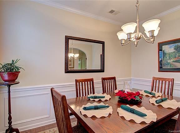 5th image of 228 Park View Dr #127