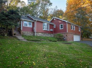 551 S Pascack Rd, Spring Valley, NY 10977