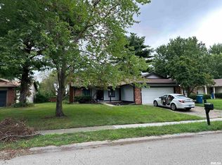 97 McCarthy Dr, Springfield, IL 62702