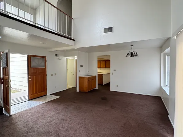 1486 Coral Tree Ln, San Bernardino, CA 92408