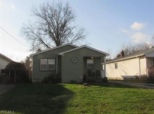 945 Moyer Ave, Youngstown, OH 44512